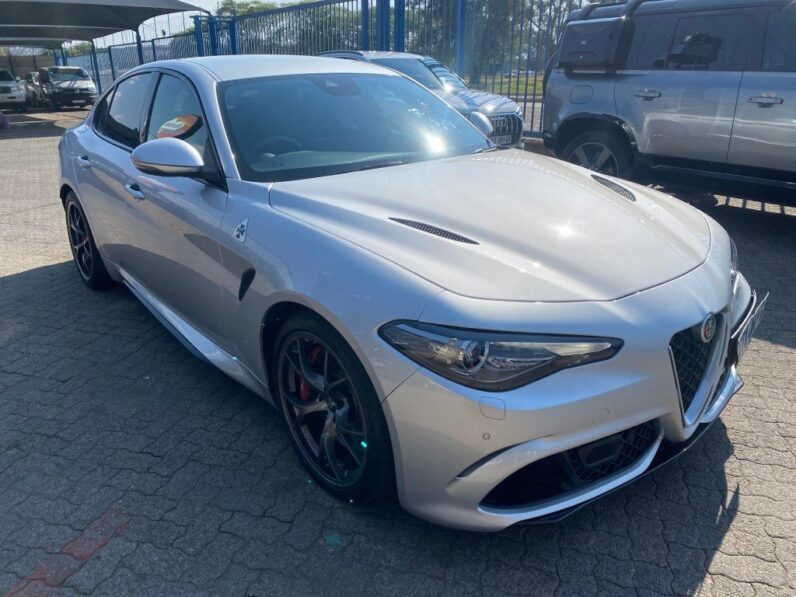 
								2017 ALFA ROMEO GIULIA full									