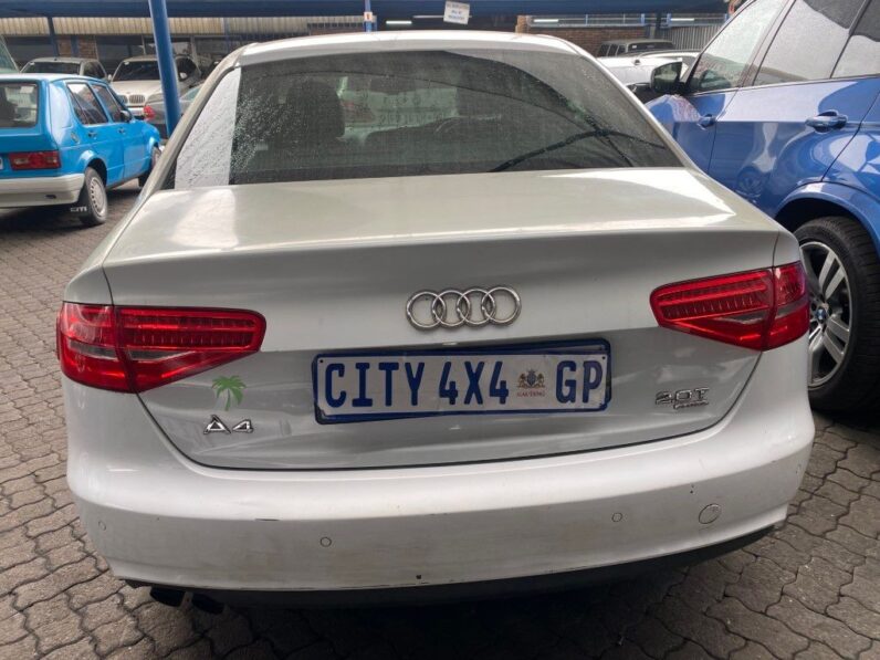 
								2013 AUDI A4 2.0 TURBO full									