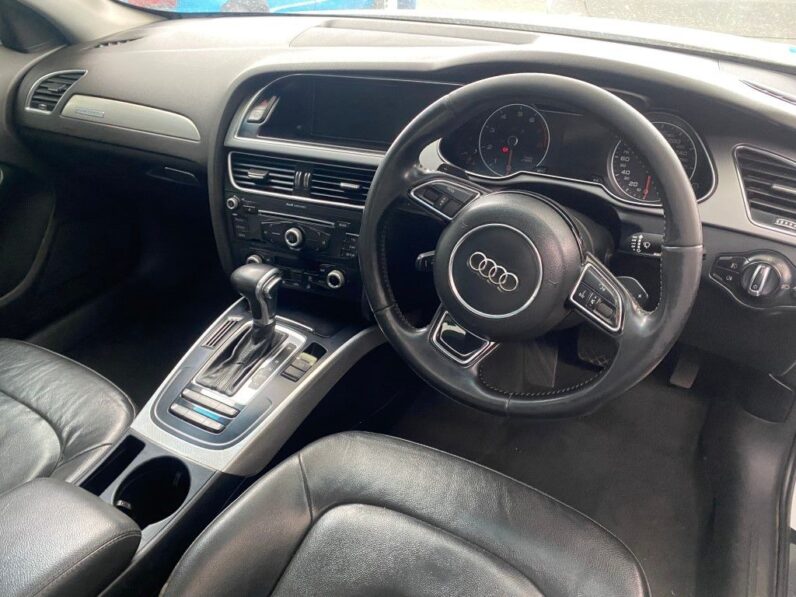 
								2013 AUDI A4 2.0 TURBO full									