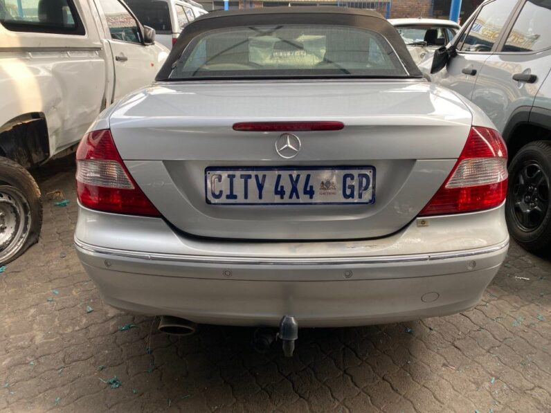 
								2005 MERCEDES BENZ A209 full									