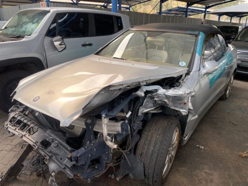 
								2005 MERCEDES BENZ A209 full									