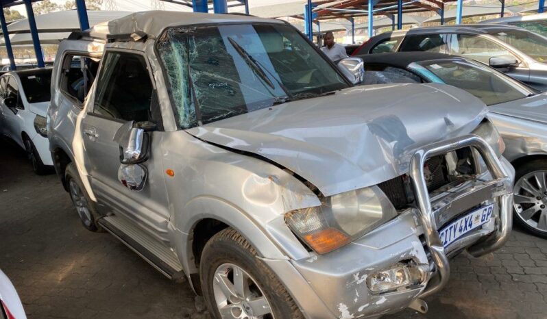 
								2002 MITSUBISHI PAJERO 3200 DI-D full									