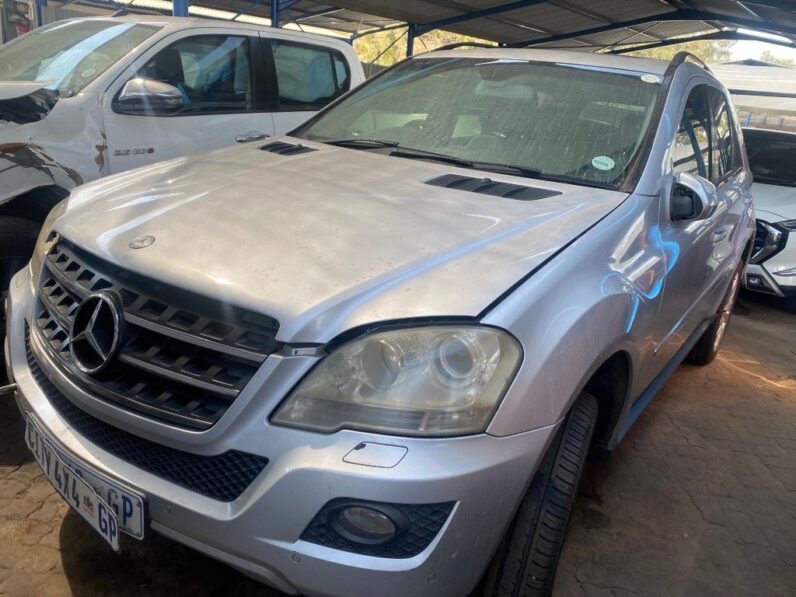 
								2009 MERCEDES BENZ ML320 CDi full									