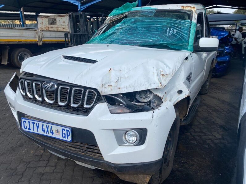 
								2023 MAHINDRA PIK UP full									