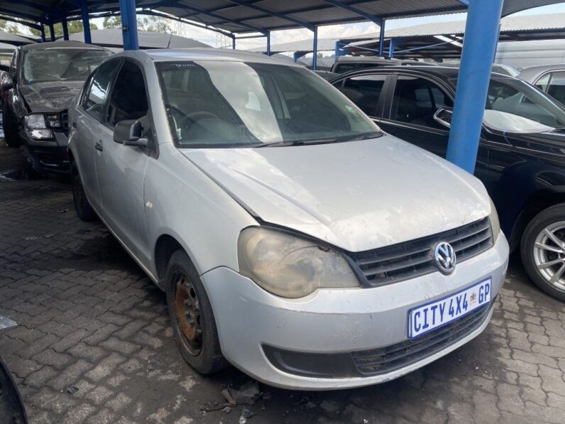 
								2010 VW POLO VIVO full									