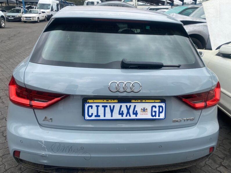 
								2021 AUDI A1 3.0 TFSi full									