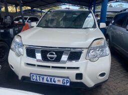 2014 NISSAN X-TRAIL