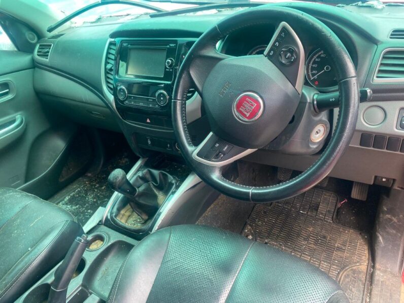 
								2017 FIAT FULLBACK 2.5 DI-D P/U full									