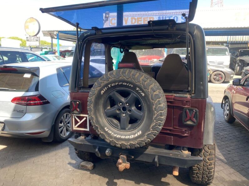 
								2002 JEEP WRANGLER SAHARA 4.0 full									