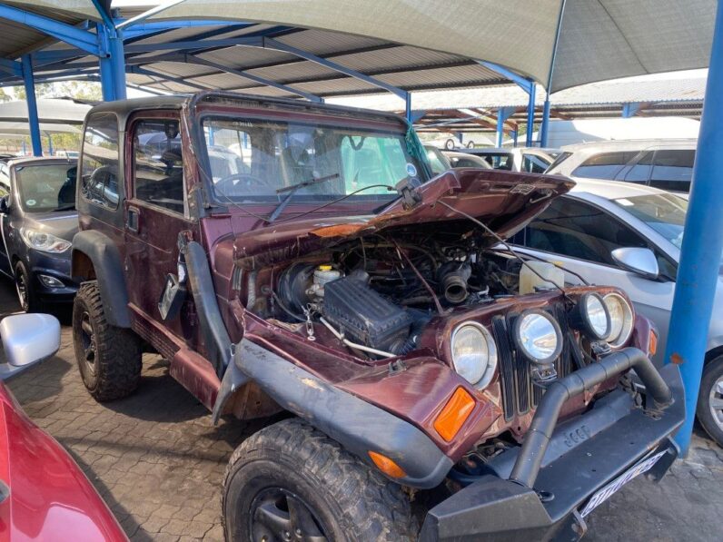 
								2002 JEEP WRANGLER SAHARA 4.0 full									