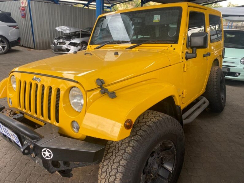 
								2015 JEEP WRANGLER SAHARA 3.6 V6 full									