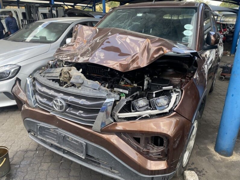 
								2022 TOYOTA URBAN CRUISER full									