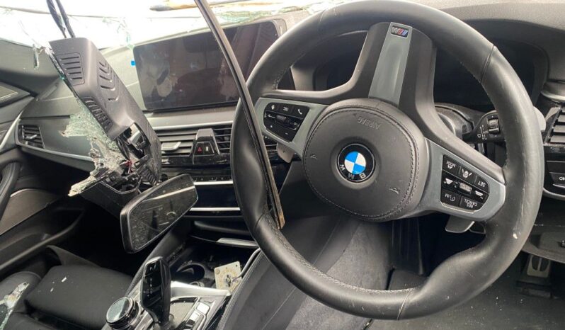 
								2021 BMW M550i XDRIVE full									