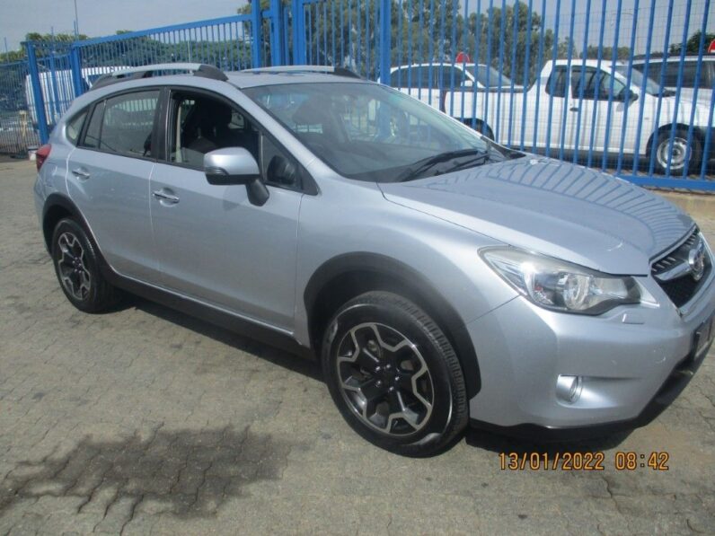 
								2014 SUBARU XV 2.0 LINERTRONIC full									