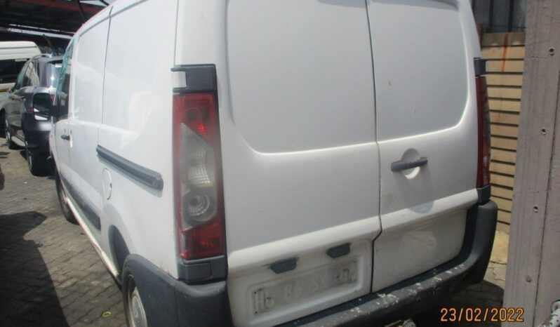 
								2012 PEUGEOT 2.0 HDI L1H1 P/V full									