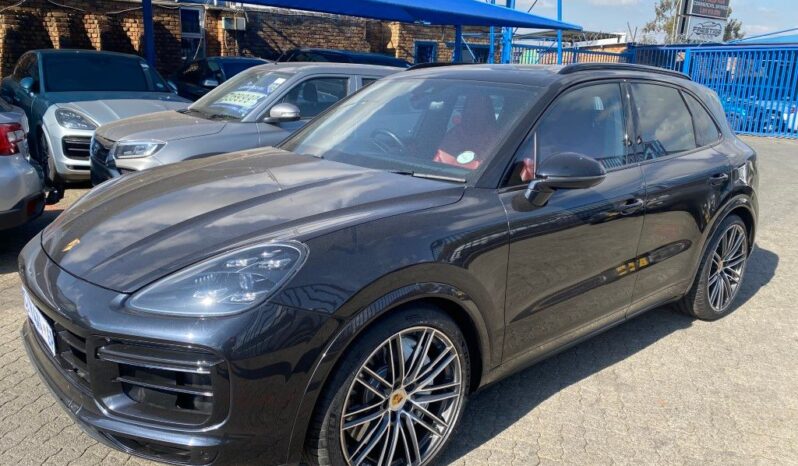 
								2020 PORSCHE CAYENNE TURBO full									