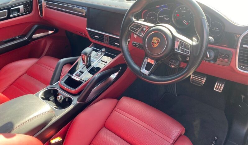 
								2020 PORSCHE CAYENNE TURBO full									