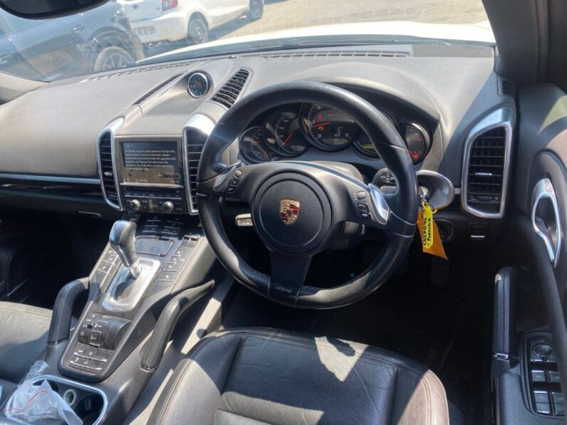 
								2011 PORSCHE CAYENNE DIESEL TIP full									