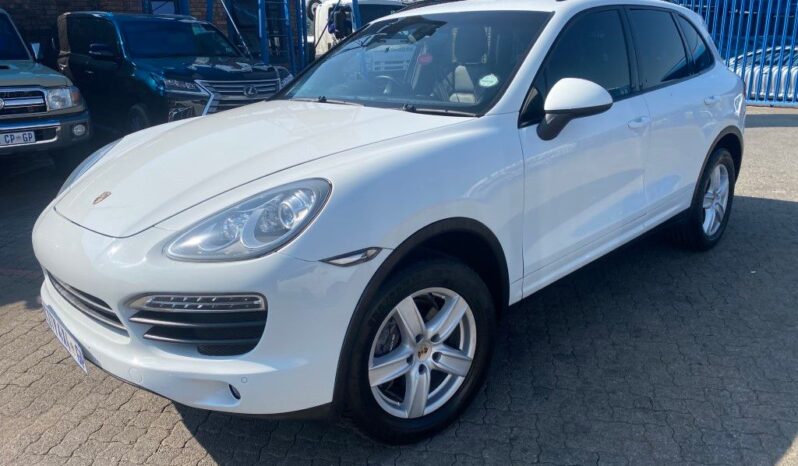 
								2012 PORSCHE CAYENNE full									