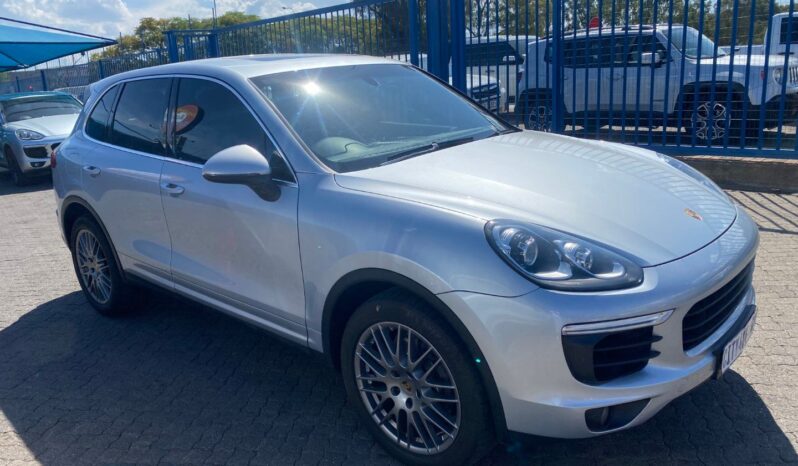 
								2015 PORSCHE CAYENNE DIESEL full									
