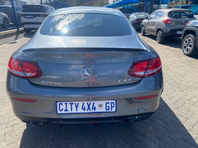 
								2017 MERCEDES BENZ C43 AMG full									