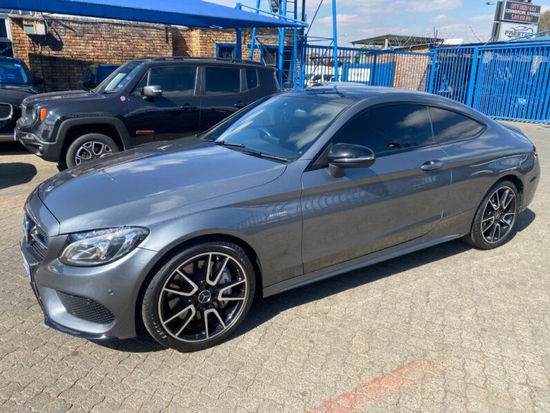 
								2017 MERCEDES BENZ C43 AMG full									