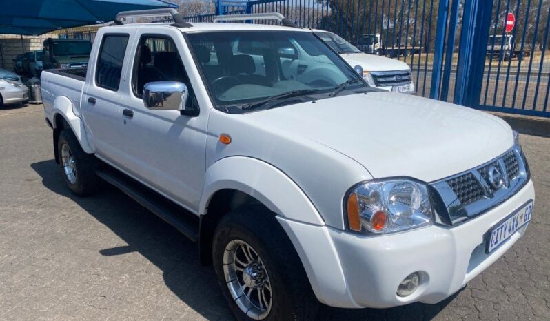 
								2018 NISSAN NP300 2.4i full									