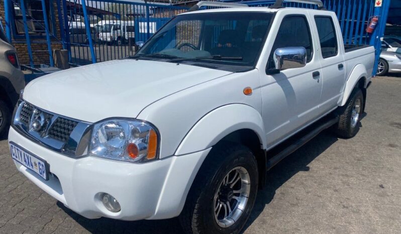 
								2018 NISSAN NP300 2.4i full									