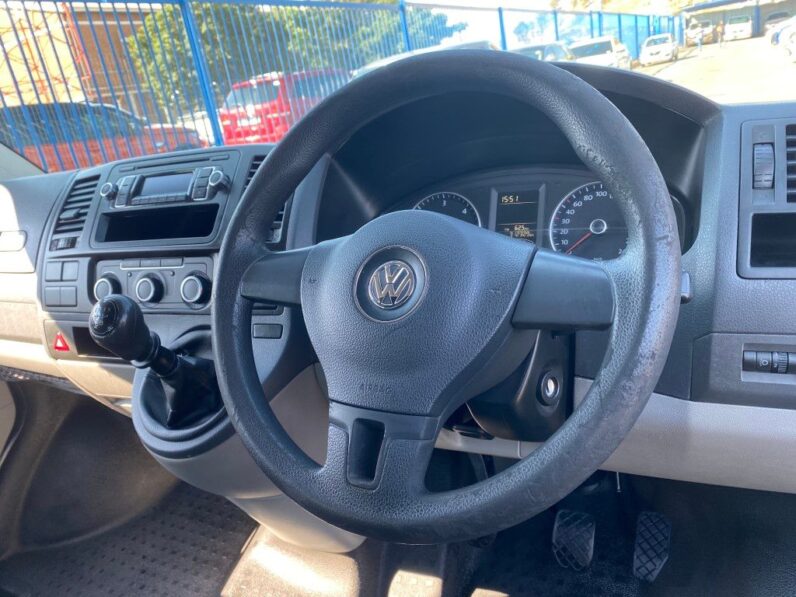 
								2013 VW CARAVELLE 1.9TDi full									