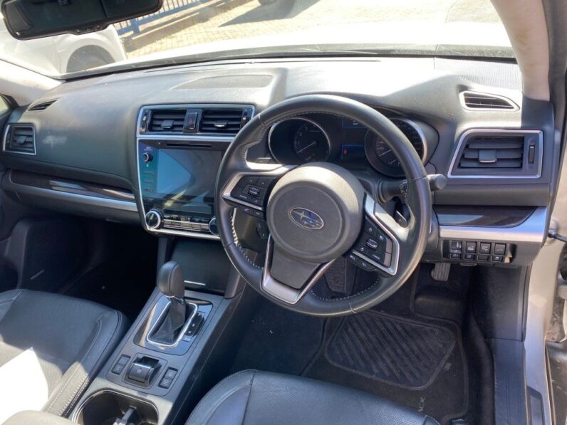 
								2021 SUBARU OUTBACK full									