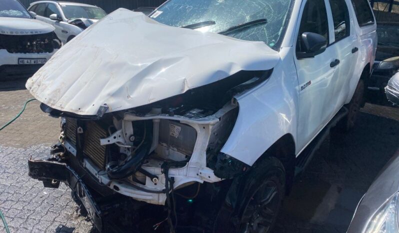 
								2021 TOYOTA HILUX 2.4 GD-6 RB full									