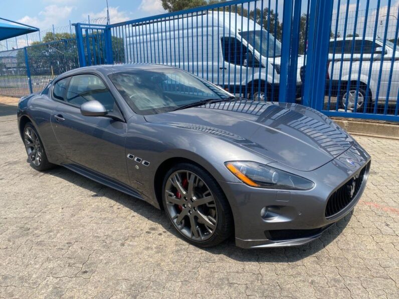 
								2012 MASERATI GRANTURISMO full									