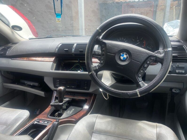 
								2005 BMW X5 3.0 full									