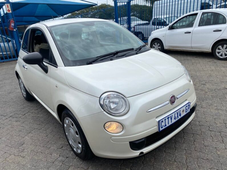 
								2011 FIAT 500 1.2 full									