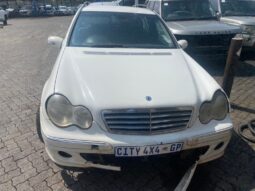 2005 MERCEDES BENZ C200K ESTATE