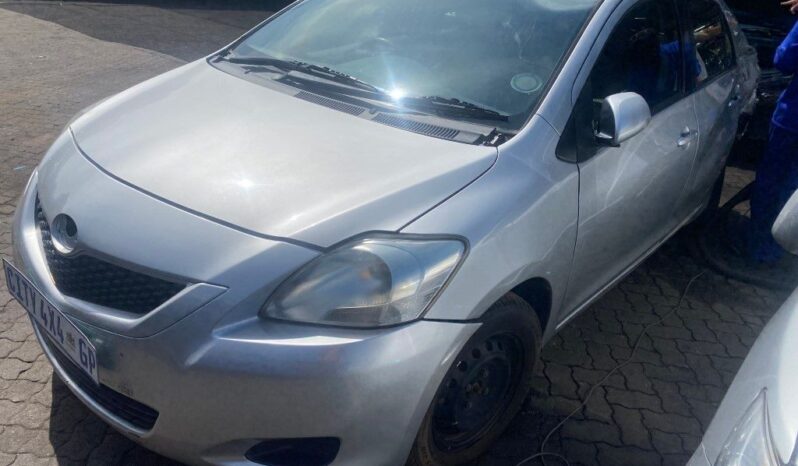 
								2012 TOYOTA YARIS full									