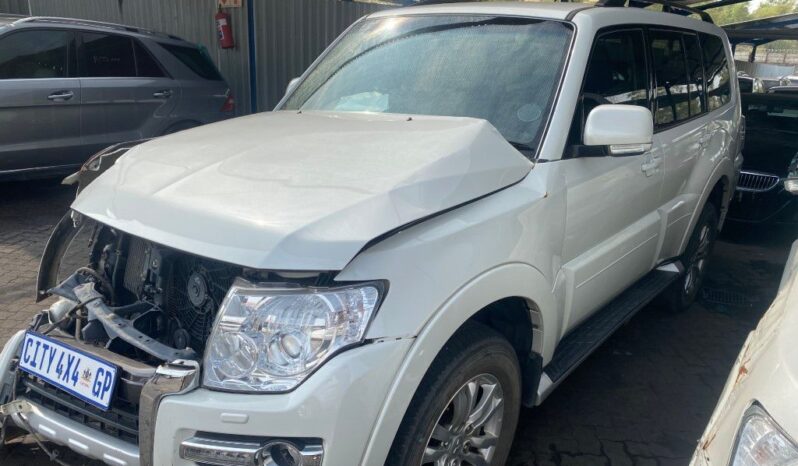 
								2019 MITSUBISHI PAJERO full									