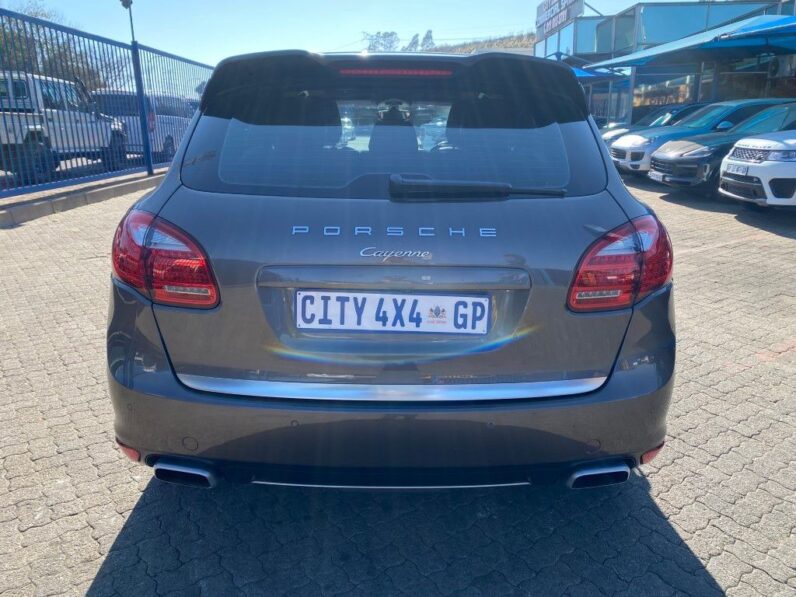 
								2013 PORSCHE CAYENNE DIESEL TIP full									