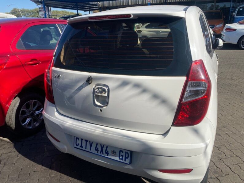 
								2015 HYUNDAI i10 GLS MOTION full									