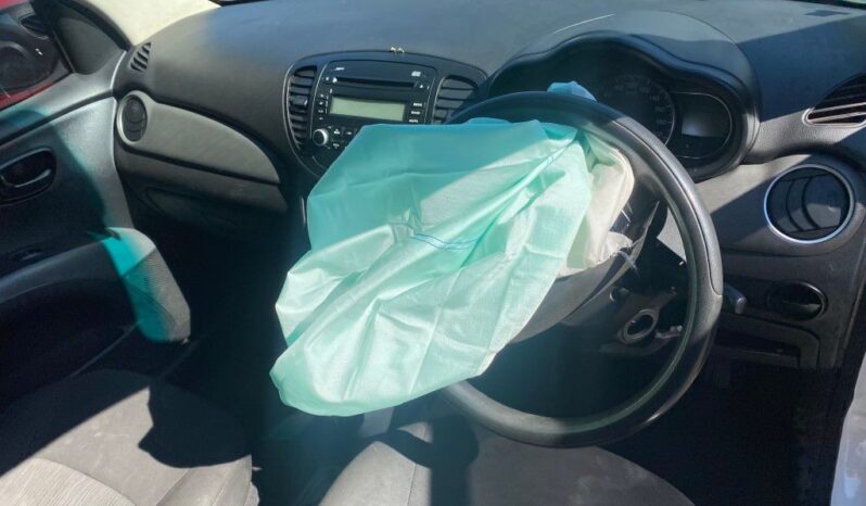 
								2015 HYUNDAI i10 GLS MOTION full									