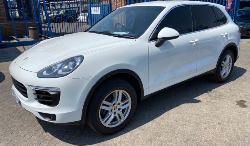 
								2015 PORSCHE CAYENNE full									