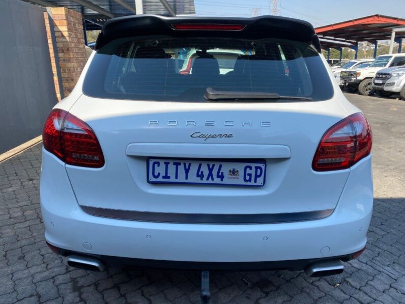 
								2013 PORSCHE CAYENNE full									