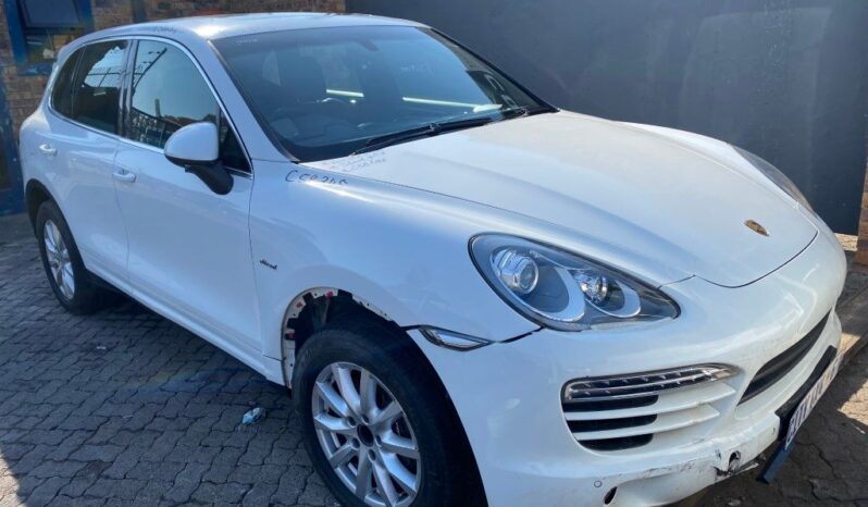 
								2013 PORSCHE CAYENNE full									