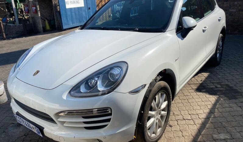 
								2013 PORSCHE CAYENNE full									