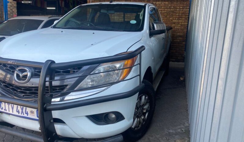 
								2014 MAZDA BT50 full									