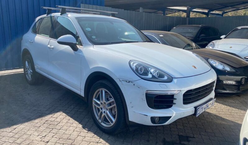 
								2015 PORSCHE CAYENNE full									