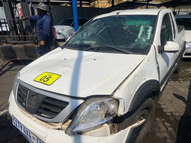 
								2020 NISSAN NP200 1.5 DCI full									