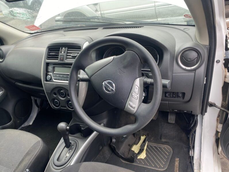 
								2018 NSSAN ALMERA 1.5 full									