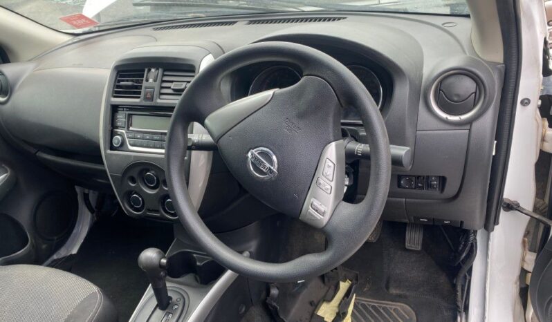 
								2018 NSSAN ALMERA 1.5 full									