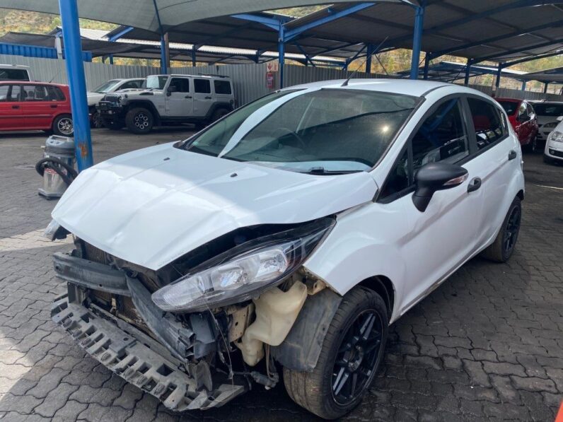 
								2016 FORD FIESTA full									